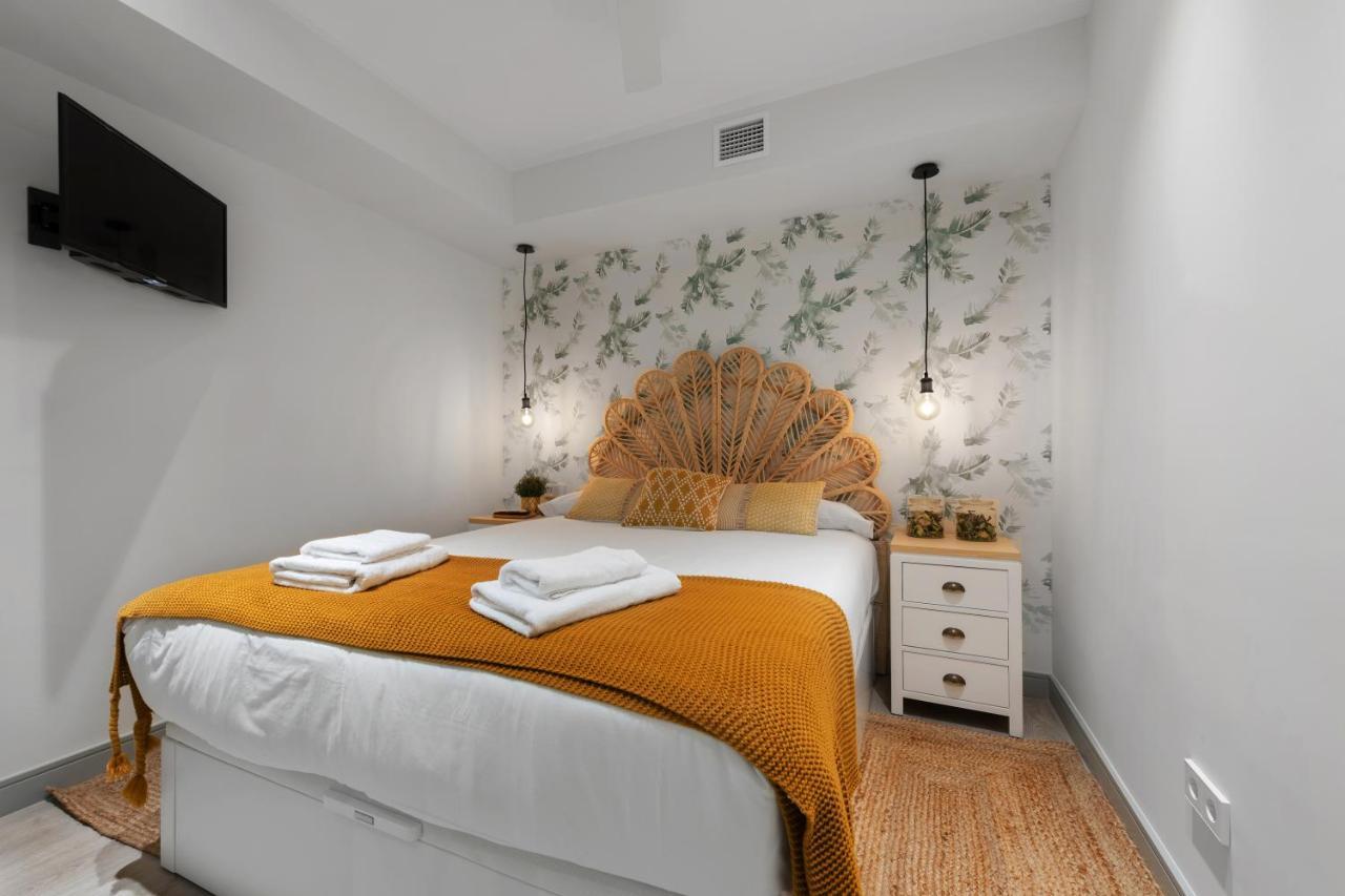 2 Bedrooms 1 Bathroom Furnished - Justicia - Executive Style - Mintystay Madrid Buitenkant foto
