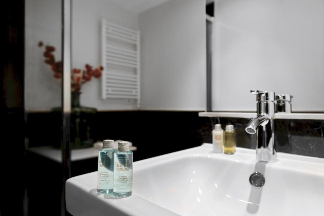 2 Bedrooms 1 Bathroom Furnished - Justicia - Executive Style - Mintystay Madrid Buitenkant foto